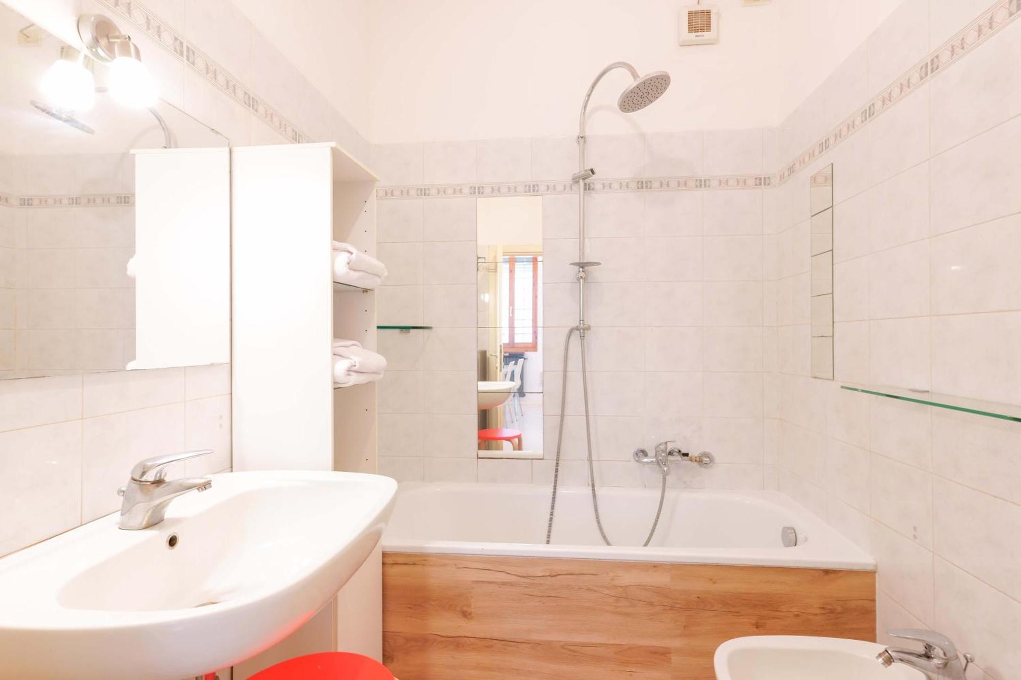Teagarden Centro Storico Bologna Apartment ภายนอก รูปภาพ